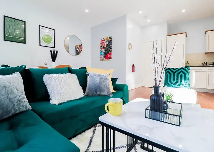 Luxury Battersea 2 Bed - 2Min Walk From Station