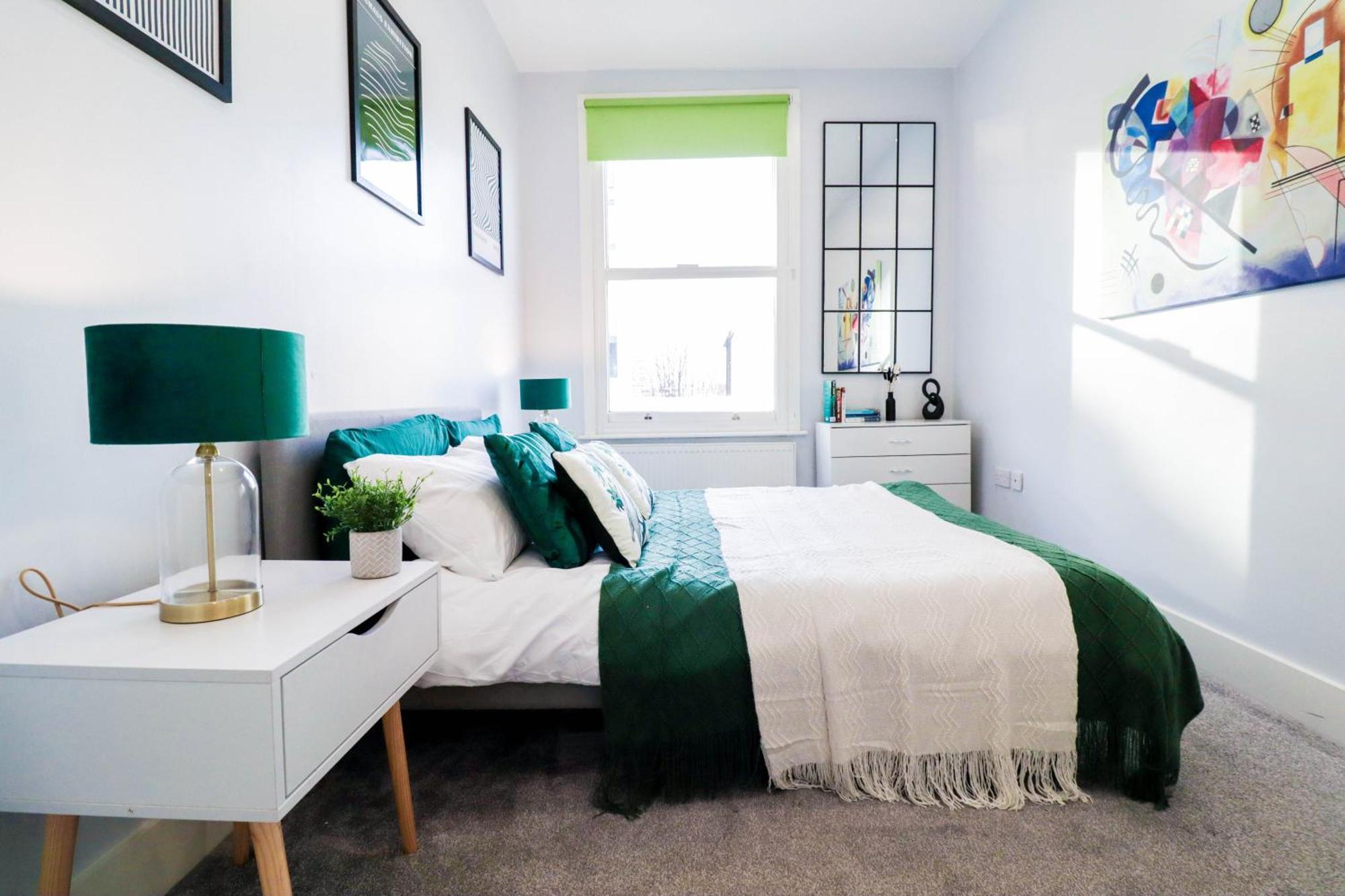 Luxury Battersea 2 Bed - 2min Walk From Station Londra